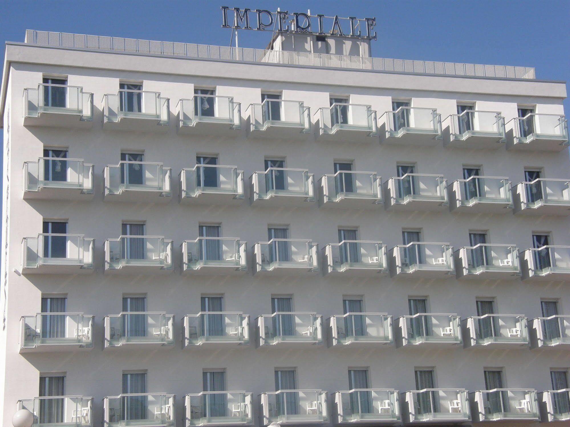 Hotel Imperiale Каттолика Экстерьер фото