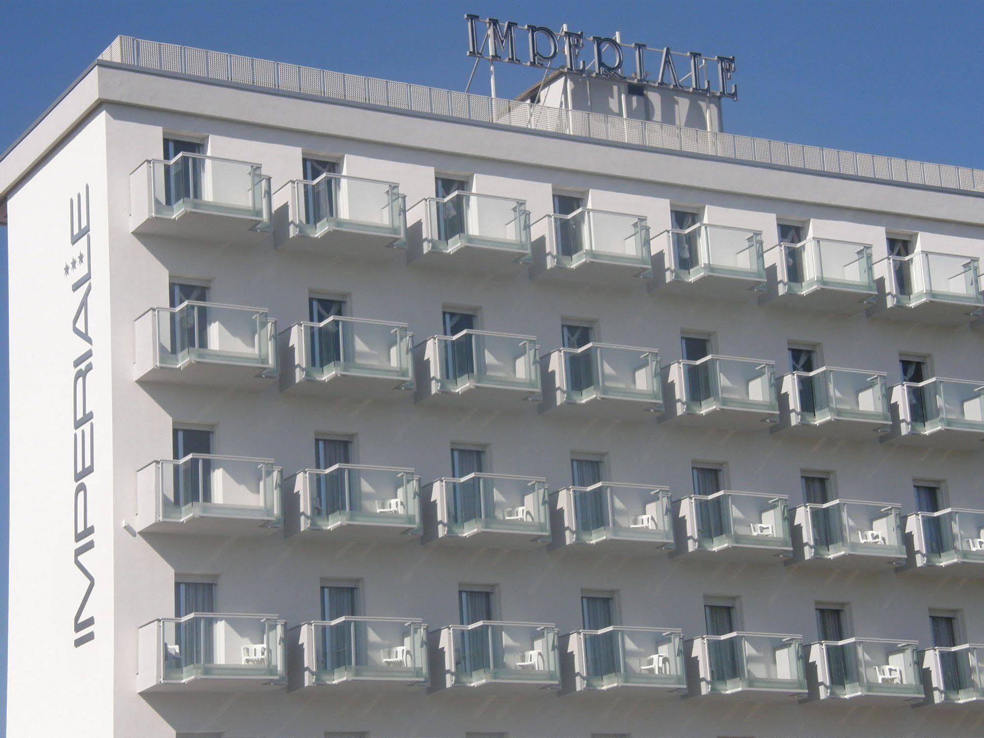 Hotel Imperiale Каттолика Экстерьер фото